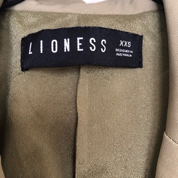 LIONESS Blazer / Dress - Picture 14 of 14